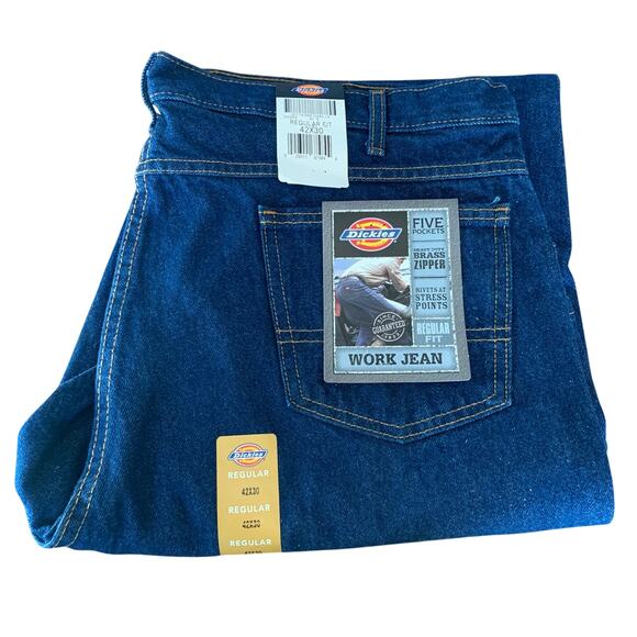 Dickies Men’s Jeans Regular Fit 42x30 Medium Wash Denim Work Jeans NEW - Picture 1 of 10